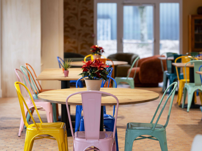 Food & Drinks 5, greet Hotel Chatellerault, Vienne