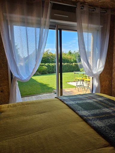 Bedroom 2, La Studette, Calvados