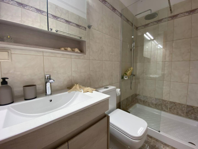 Bathroom 3, Maistro Suites With Pool, Matala, Faistos