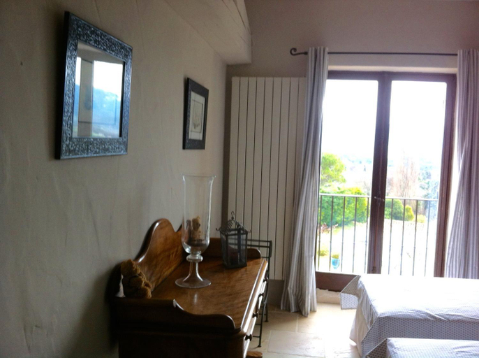 Others 4, OUSTAU DE PIERA, Vaucluse