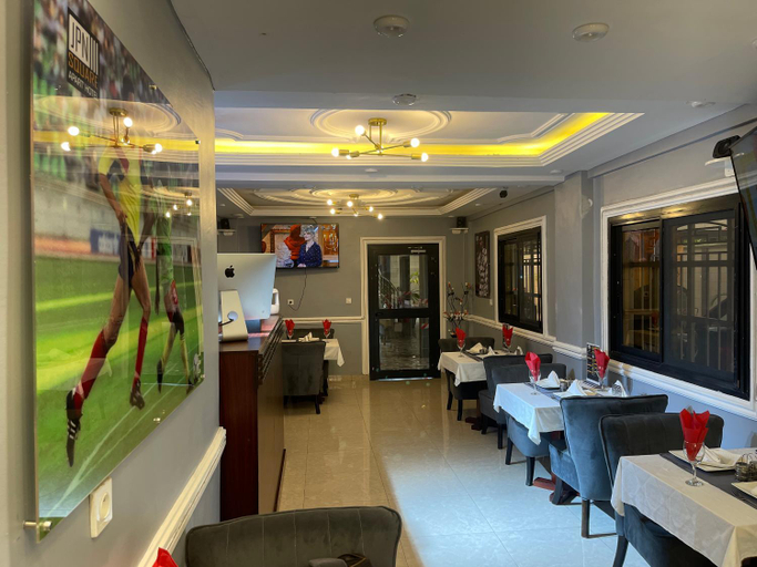 Food & Drinks 4, JPN SQUARE Douala, Wouri