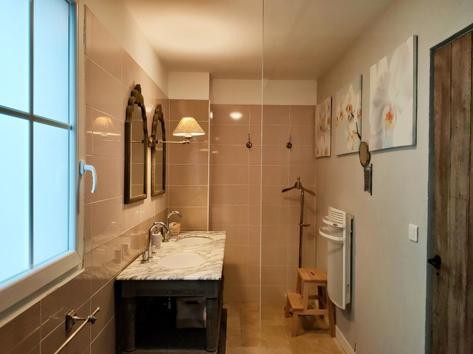 Bathroom 3, Le Clos Bel Ami Chambre d'hotes avec piscine, Seine-Maritime