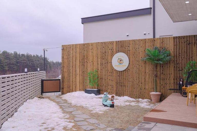 Others 5, Gangneung Cheeze Bada, Gangneung