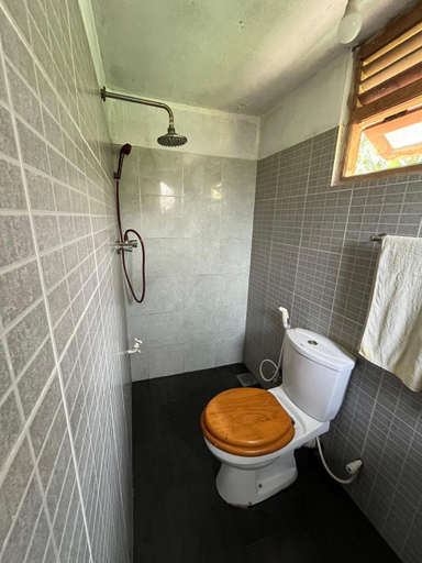 Bathroom 3, Green House, Galle Four Gravets