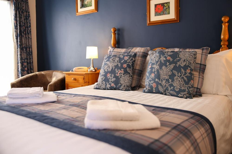 Bedroom 2, The Greyhound Inn and Hotel, Monmouthshire
