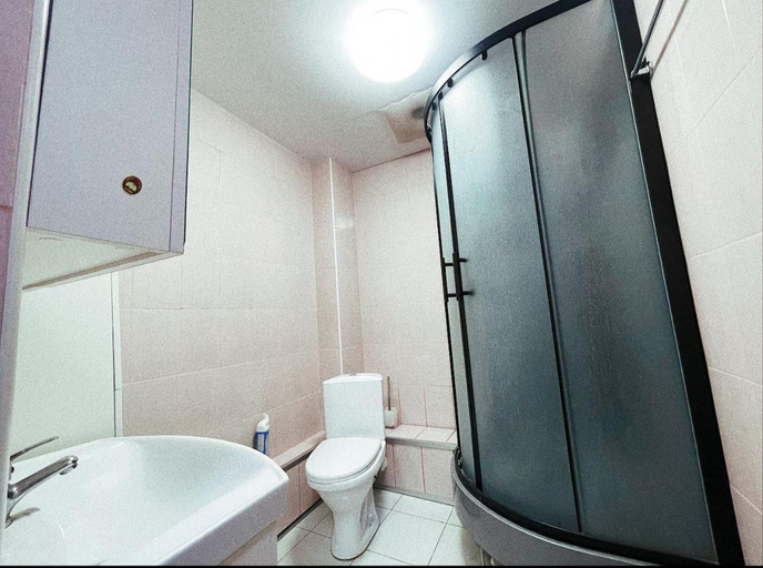 Bathroom 3, Local, Southern