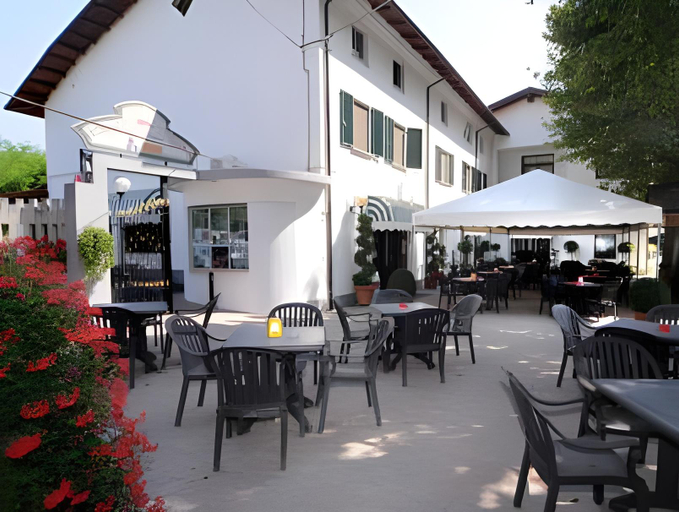 Food & Drinks 5, Terme Di Monte Valenza, Alessandria