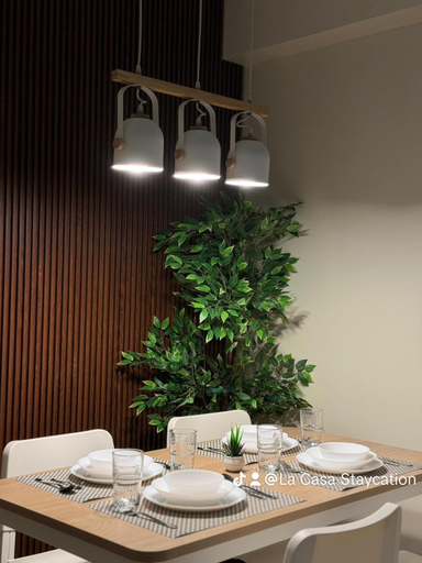Food & Drinks, Prisma Residences by La Casa Staycation, Pasig City