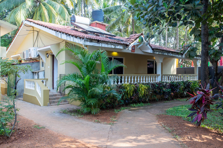 Exterior view 4, Hill Top Goa Lodge, North Goa