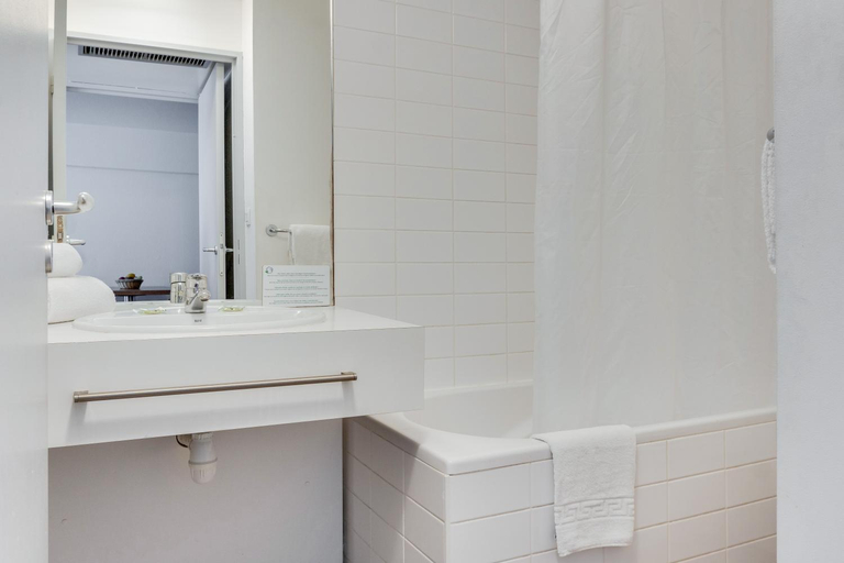 Bathroom 4, Residhotel Galerie Tatry, Gironde