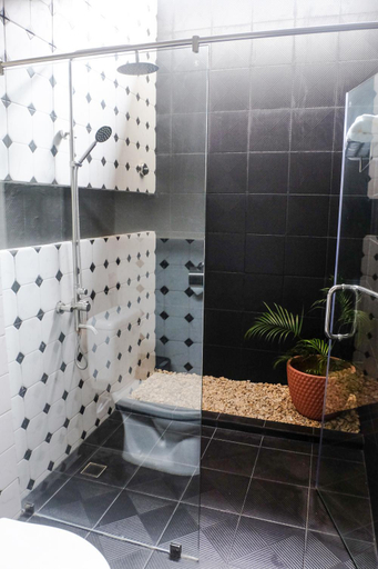 Bathroom 2, Ceda Guest House, Santa Fe