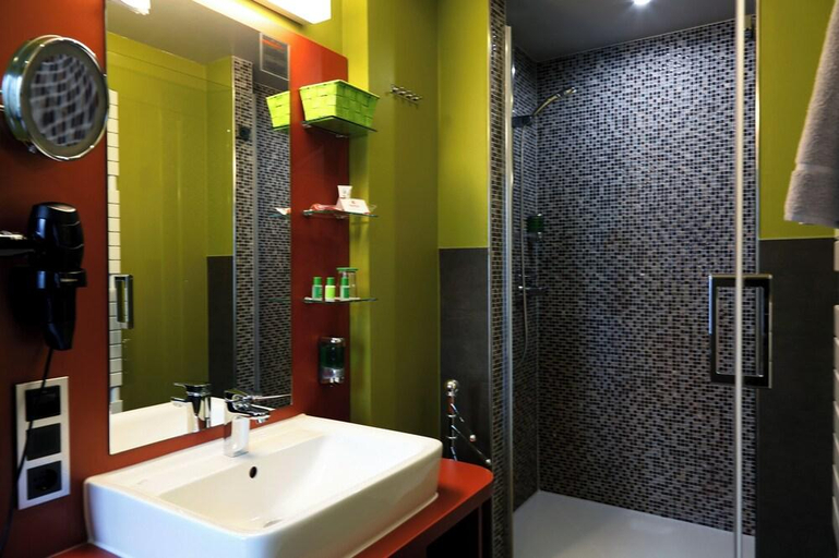 Bathroom 4, Konsum Berghotel Oberhof, Schmalkalden-Meiningen
