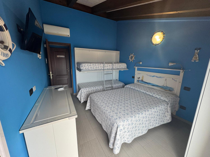 Bedroom, Il Viaggio, Imperia