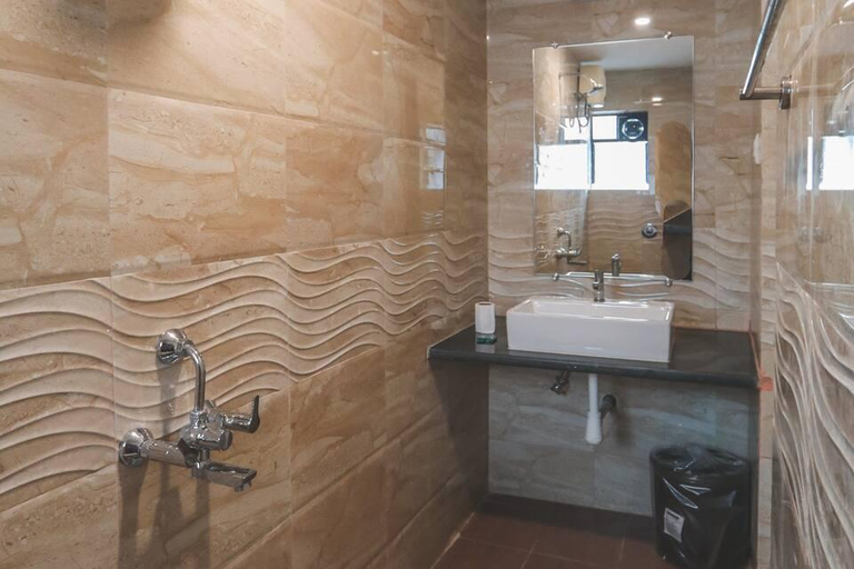 Bathroom 3, Amber Rooms, North Goa