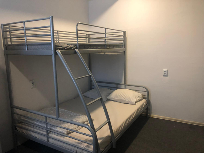 Others 3, Orion Hostel, Ekaterinburg gorsovet