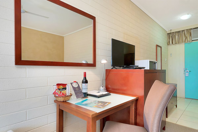 Bedroom 3, Comfort Inn Whyalla, Whyalla