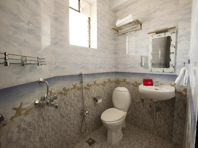Bathroom 4, FabHotel Dewa - Nr. Dabolim International Airport, South Goa