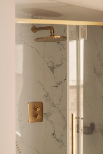 Others 5, Zurenborg Suites, Antwerpen