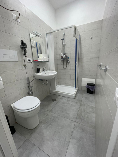 Others 4, B&B Cuore delle Zite, Napoli