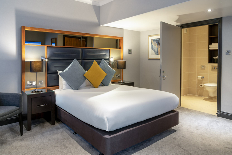 Bedroom, Felbridge Gatwick Hotel & Spa, Surrey