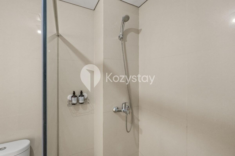 Bathroom 5, Sedana by Kozystay - Paskal, Bandung