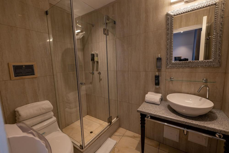 Bathroom 4, Tandapata Boutique Hotel, Cusco