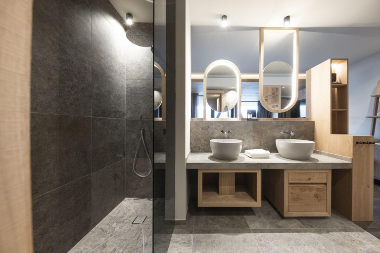 Bathroom 4, Santre dolomythic home, Bolzano