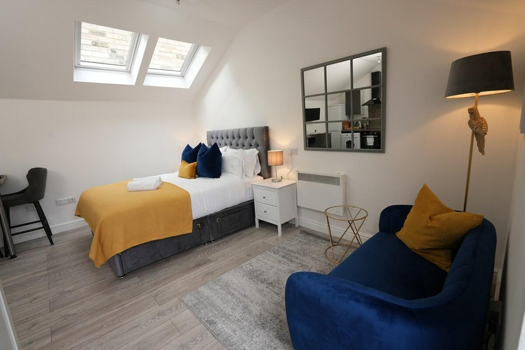 Bedroom 2, Cosy Central Cambridge Apartment, Cambridgeshire