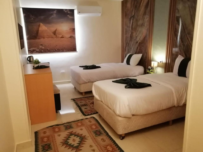 Bedroom 3, NbNfr, Al-Ahram