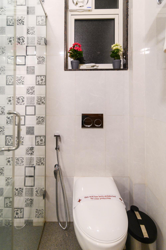 Bathroom 4, Lotus & Orchid Villas by Ramnath Homes, North Goa
