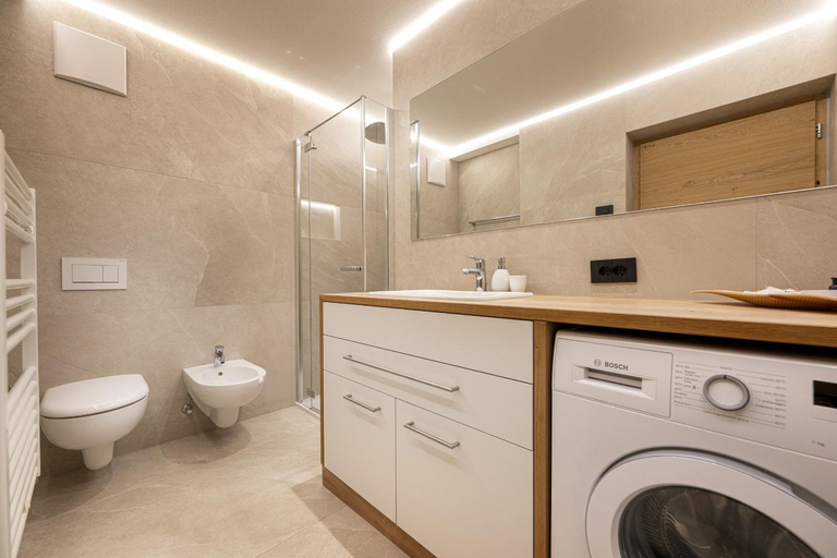Others 5, Apartment Fina, Bolzano