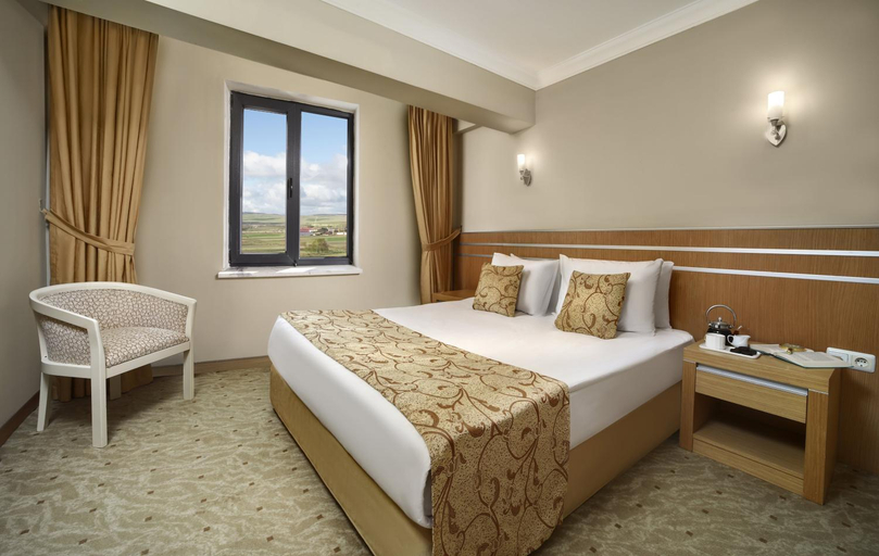 Bedroom 4, Ipeksoy Thermal Hotel, Atkaracalar