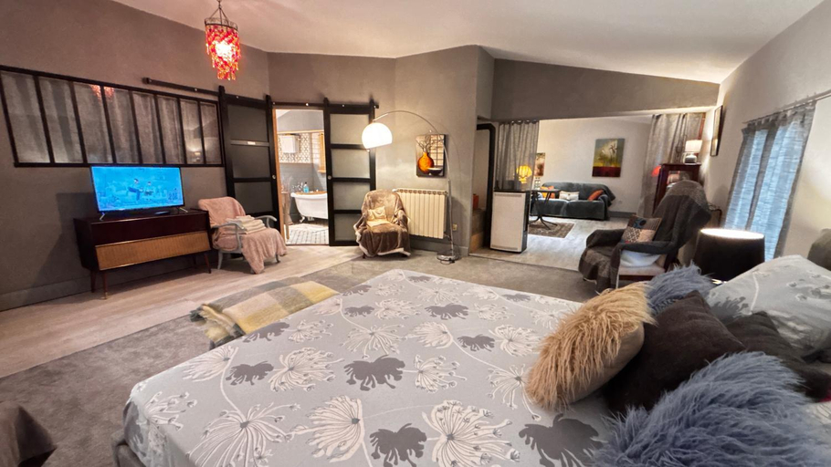 Bedroom, Chambre d'hote SOJANI, Saône-et-Loire
