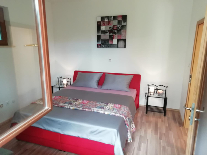 Bedroom 3, hostel Stalno Sretan, Labin