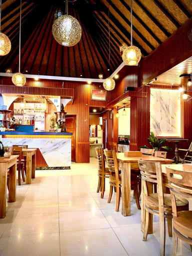 Food & Drinks 5, Wait Garden Cottage, Klungkung