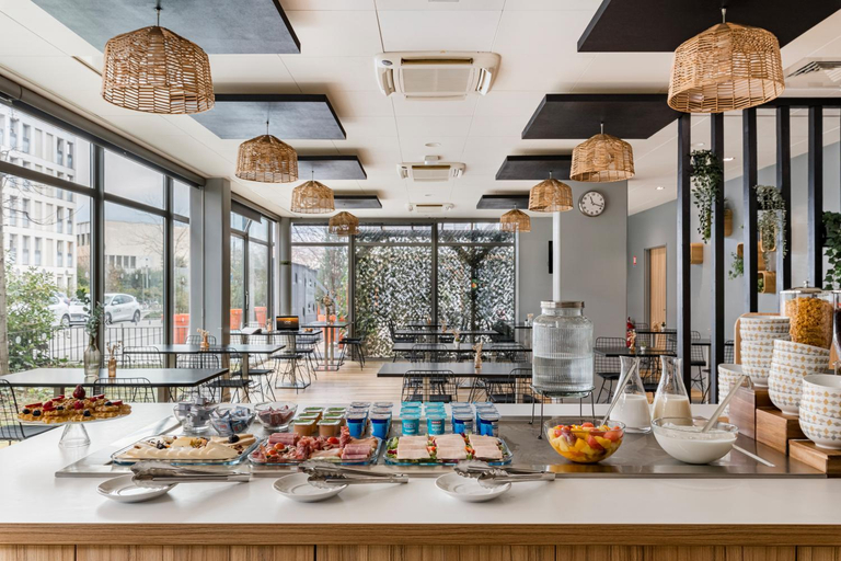 Food & Drinks 5, Appart hotel Q7 Lodge Lyon 7, Rhône