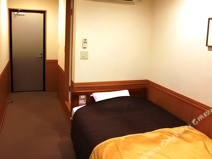 Others 2, Tokai Center Hotel, Tōkai
