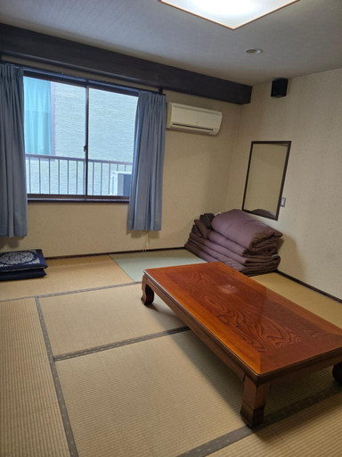 Bedroom 2, business hotel furusatoビジネスホテルふるさと, Ureshino