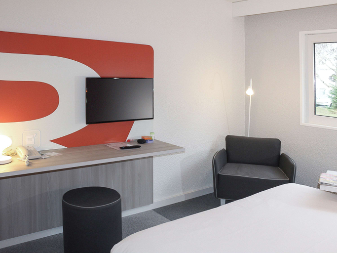 Bedroom 4, ibis Styles Beauvais (ex Mercure), Oise
