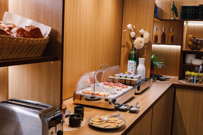 Food & Drinks 5, Hotel Des Remparts Perrache, Rhône