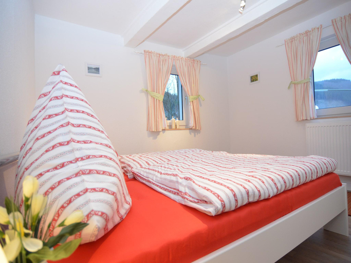 Bedroom 2, Ferienhaus in Sauerland nahe Winterberg Skifahren, Hochsauerlandkreis