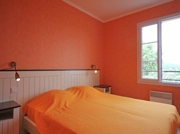 Bedroom 3, Family-Friendly Villa with Pool, Var