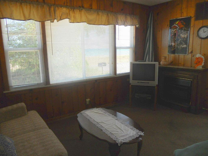 Others 4, Stefan's R&R Resort, Alcona