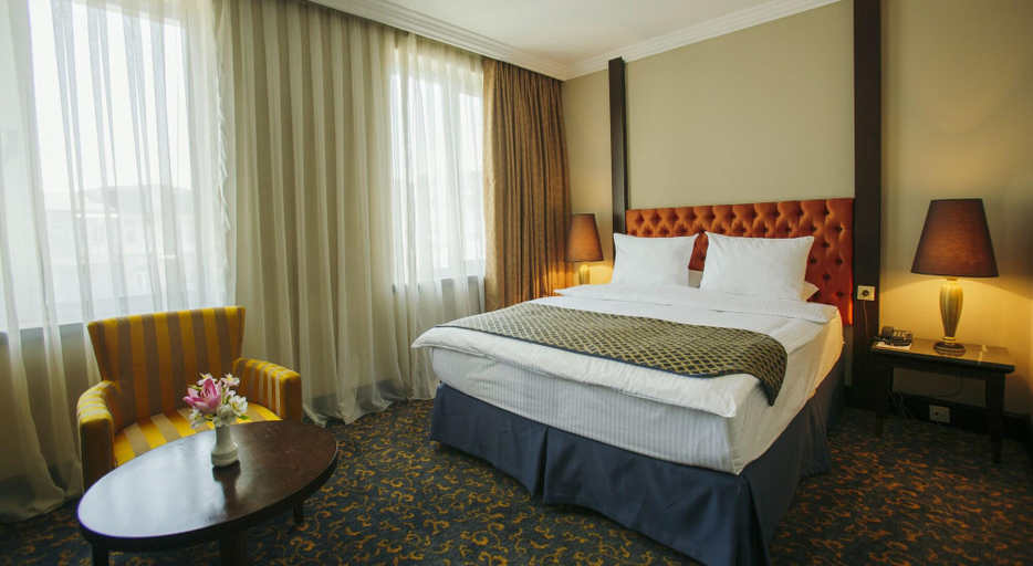 Bedroom 3, Hotel Intourist Palace Batumi, Batumi