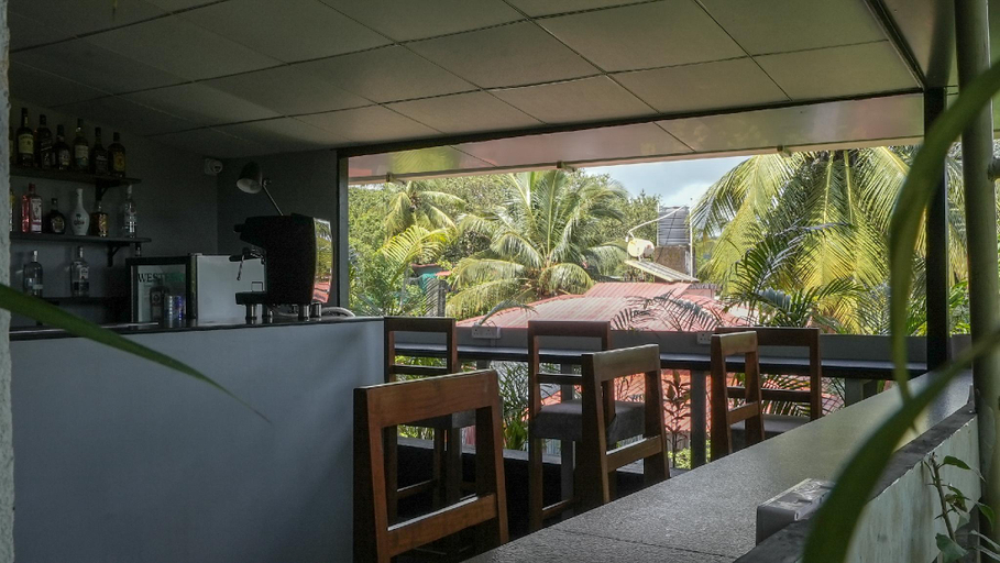 Food & Drinks 5, Sortby Stays, North Goa