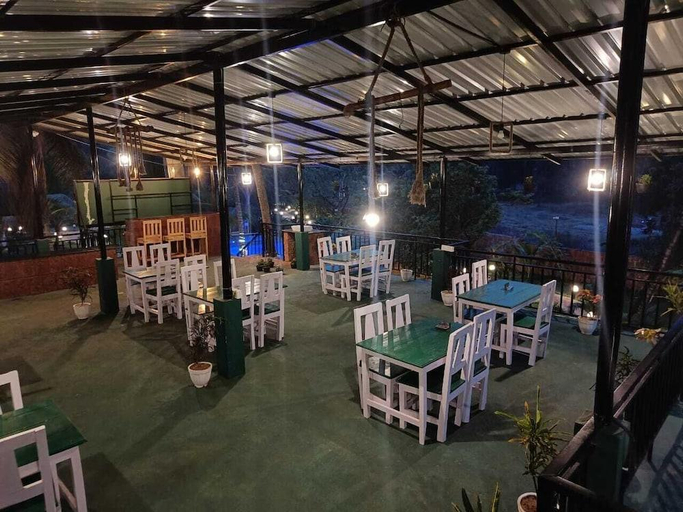 Food & Drinks, CocoTeros Resort, North Goa