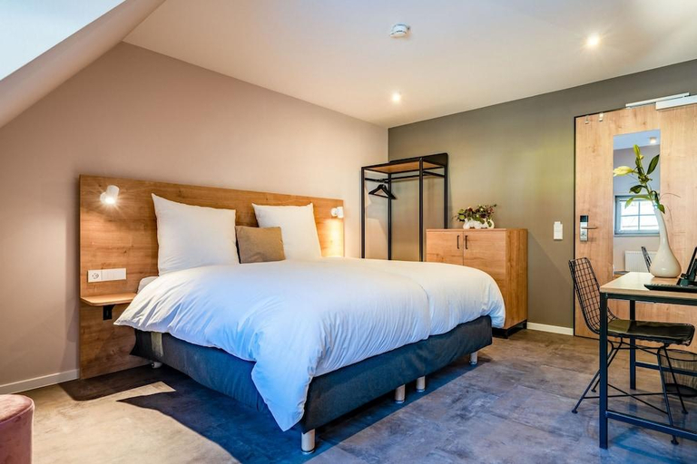 Bedroom 4, coucou hotel & kuckucks-stube (Titisee), Breisgau-Hochschwarzwald