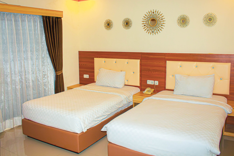 Zamzam Hotel and Convention Batu Powered By Archipelago Room Type - Deluxe Twin Bed