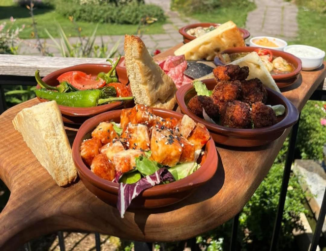 Food & Drinks 5, The Greyhound Inn and Hotel, Monmouthshire