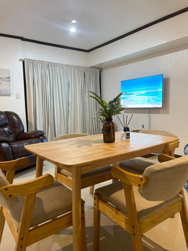 Others 5, Gentleman's Suite, Lapu-Lapu City